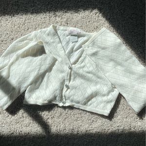 Vintage cropped white long sleeve with buttons